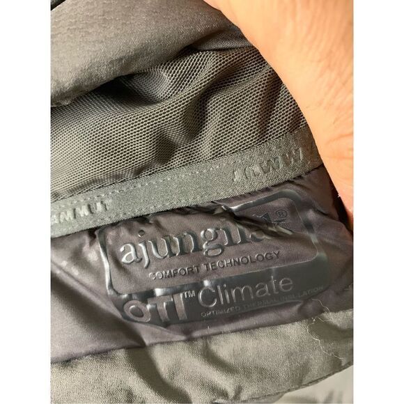 Mammut DRYtech premium jacket men’s size small - Picture 6 of 8